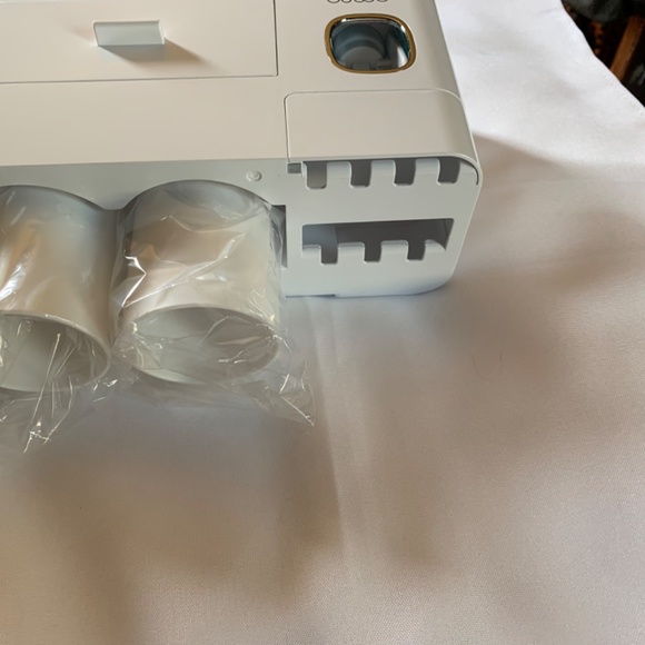 NIB! Four Cup Toothbrush Rack in Blue and White! - Picture 8 of 16